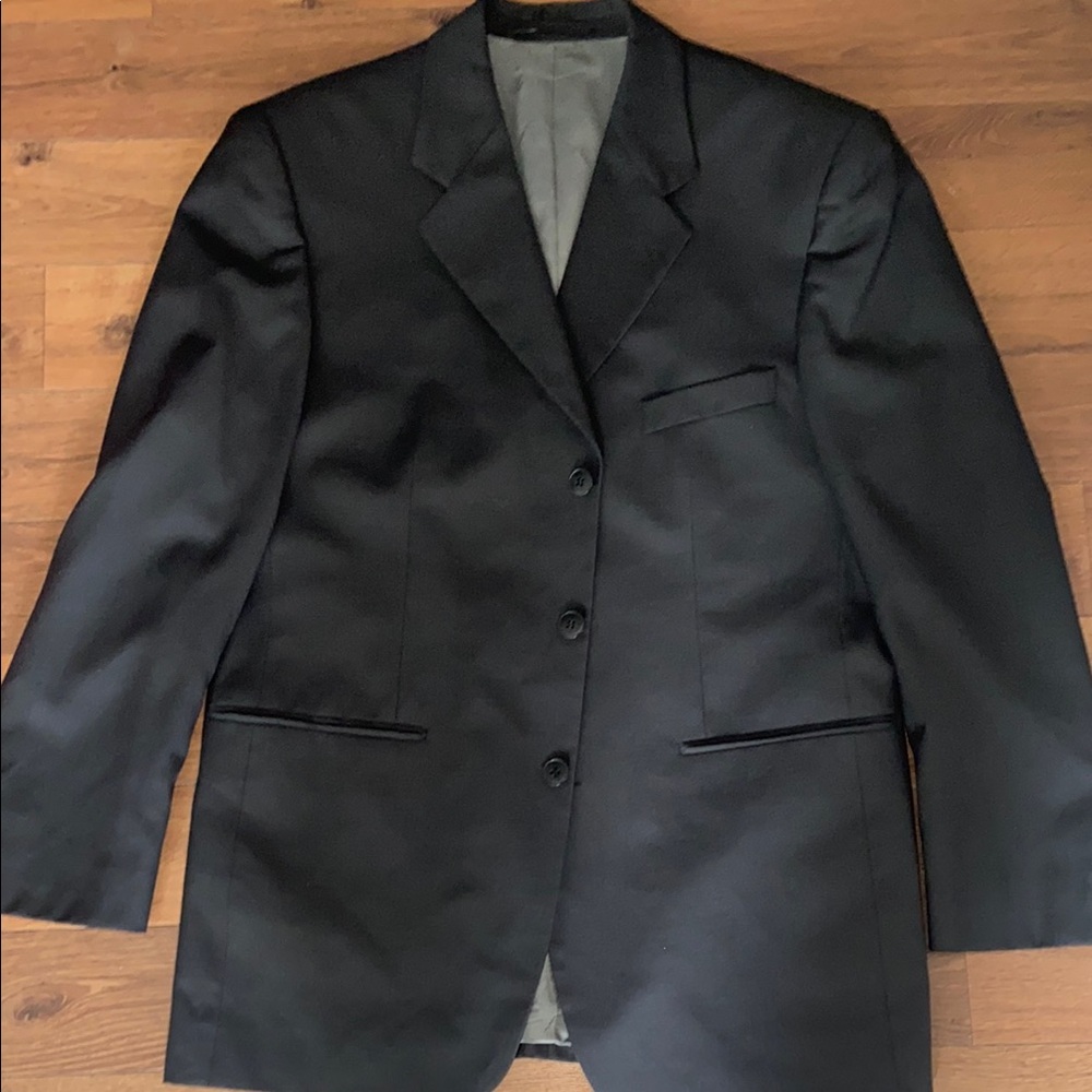 Yves Saint Laurent Elegant Black Blazer